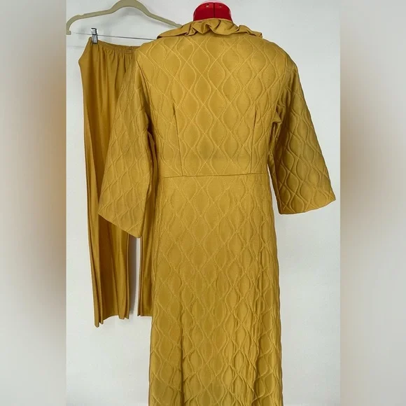 Vintage Gold Quilted Lounge Set Maxi Bed Jacket & Slinky Pants - Picture 15 of 17
